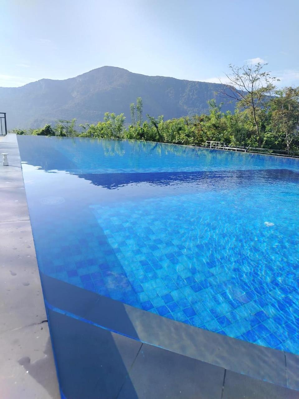 Crystal Riverston Deck Matale Exterior foto